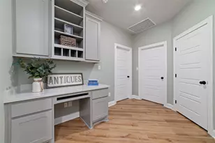 1011 Bonfire West Rd, Cat Spring, TX 78933 - Photo 26