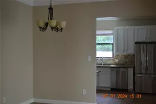 24 Bayou Pointe Dr, Houston, TX 77063 - Photo 4
