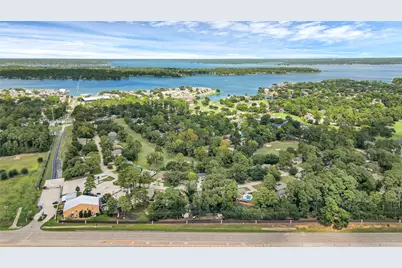 71 April Wind Drive S, Conroe, TX 77356 - Photo 30