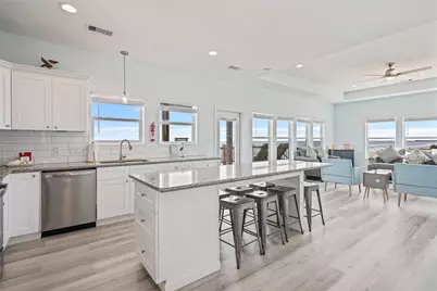 992 Hilton Head, Gilchrist, TX 77617 - Photo 12