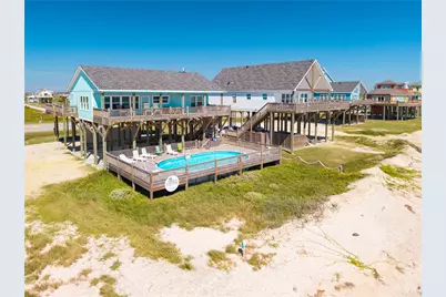 992 Hilton Head, Gilchrist, TX 77617 - Photo 4