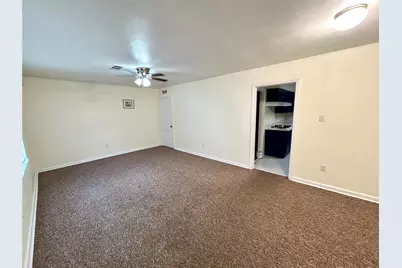 5806 Beldart Street, Houston, TX 77033 - Photo 6
