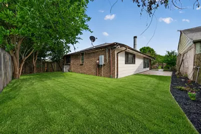 6 Quailwood Drive, Baytown, TX 77521 - Photo 46