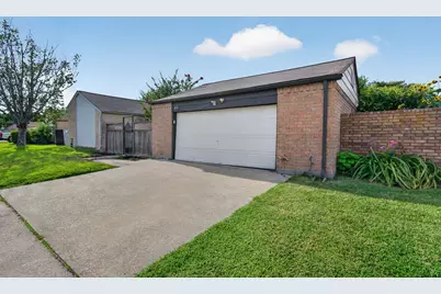6 Quailwood Drive, Baytown, TX 77521 - Photo 4