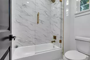 237 Hahlo St, Houston, TX 77020 - Photo 14