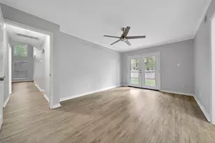 9 W Lance Leaf Rd, The Woodlands, TX 77381 - Photo 16