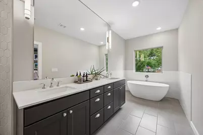 5214 Amber Sunrise Drive, Houston, TX 77018 - Photo 26