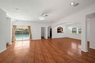 8602 Heatherview Dr, Houston, TX 77099 - Photo 12