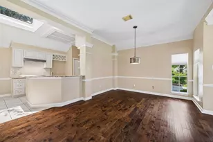 2823 N Strathford Ln, Kingwood, TX 77345 - Photo 4