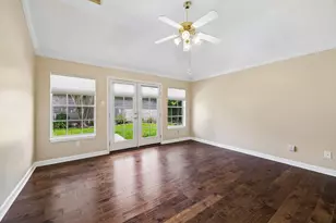 2823 N Strathford Ln, Kingwood, TX 77345 - Photo 14