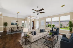 2823 N Strathford Ln, Kingwood, TX 77345 - Photo 4