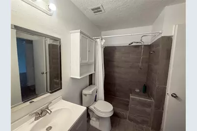 707 S 2nd Street, La Porte, TX 77571 - Photo 6