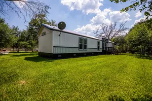 102 Hilltop Ct, Somerville, TX 77879 - Photo 8