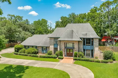 110 Sequoia, Lake Jackson, TX 77566 - Photo 44