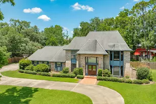 110 Sequoia, Lake Jackson, TX 77566 - Photo 44