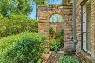 110 Sequoia, Lake Jackson, TX 77566 - Photo 40