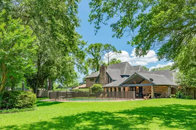 110 Sequoia, Lake Jackson, TX 77566 - Photo 32