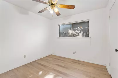 8903 Roos Road, Houston, TX 77036 - Photo 16