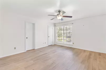 8903 Roos Road, Houston, TX 77036 - Photo 10