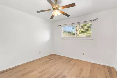 8903 Roos Road, Houston, TX 77036 - Photo 20