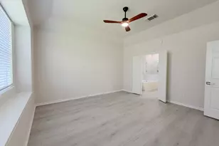 3827 Canton Dr, Pearland, TX 77584 - Photo 14