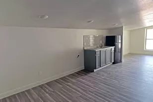 201 Eastwood St, Houston, TX 77011 - Photo 16