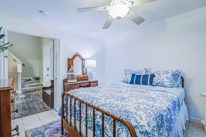 16402 Clearcrest Drive, Houston, TX 77059 - Photo 6