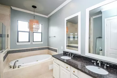 2222 Hilshire Lake Drive, Houston, TX 77080 - Photo 24