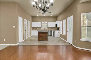 420 Forest Oaks Ln, Lake Jackson, TX 77566 - Photo 14