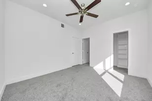 611 E 39th St, Houston, TX 77022 - Photo 24