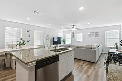 5235 Shallowhurst Lane, Katy, TX 77449 - Photo 6