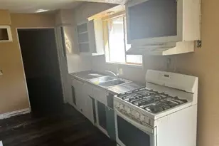 543 Bluebonnet Dr, Freeport, TX 77541 - Photo 10