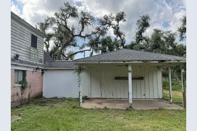 543 Bluebonnet Drive, Freeport, TX 77541 - Photo 14