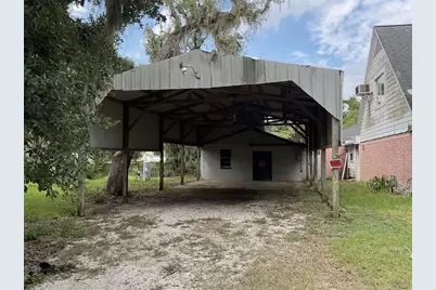 543 Bluebonnet Drive, Freeport, TX 77541 - Photo 12