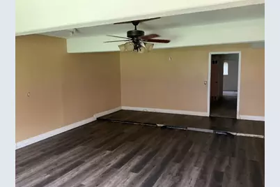 543 Bluebonnet Drive, Freeport, TX 77541 - Photo 2