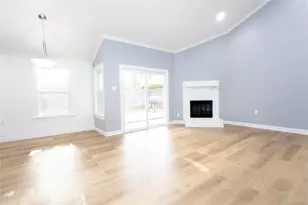 10030 Tahoka Ln, Sugar Land, TX 77498 - Photo 6