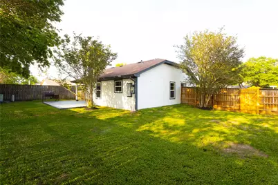 10030 Tahoka Lane, Sugar Land, TX 77498 - Photo 2
