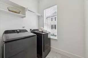 2025 Covent Garden Station, Houston, TX 77045 - Photo 22