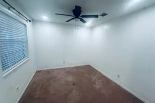 6302 Hanley Ln, Houston, TX 77016 - Photo 6