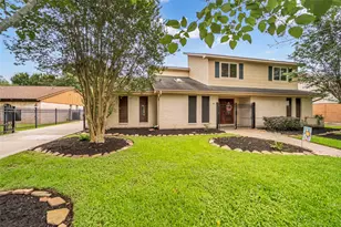 4303 Long Grove Dr, Seabrook, TX 77586 - Photo 1