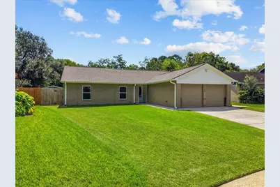 5303 Bulen Avenue, Friendswood, TX 77546 - Photo 4