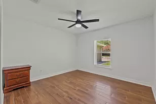 5303 Bulen Ave, Friendswood, TX 77546 - Photo 20