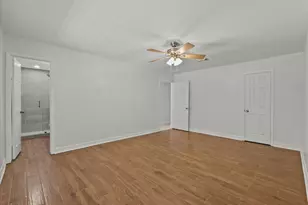 5303 Bulen Ave, Friendswood, TX 77546 - Photo 18