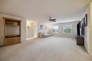 13915 Early Dew Ct, Houston, TX 77045 - Photo 10