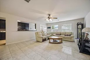 13915 Early Dew Ct, Houston, TX 77045 - Photo 4