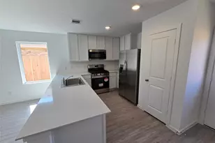 6114 Daintree Ct, Magnolia, TX 77354 - Photo 2