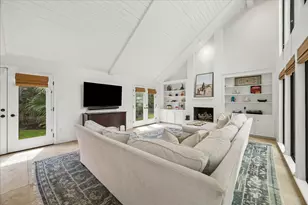 10215 Piping Rock Ln, Houston, TX 77042 - Photo 14