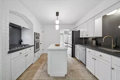 10215 Piping Rock Lane, Houston, TX 77042 - Photo 10