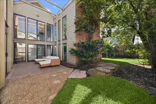 10215 Piping Rock Ln, Houston, TX 77042 - Photo 26