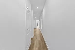 2628 Afton Hts Wy, Houston, TX 77051 - Photo 2